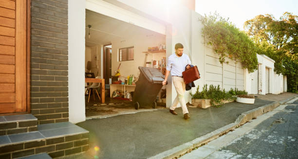 Best Construction Debris Removal  in Lindenhurst, IL