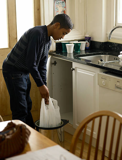Best Garage Cleanout Services  in Lindenhurst, IL